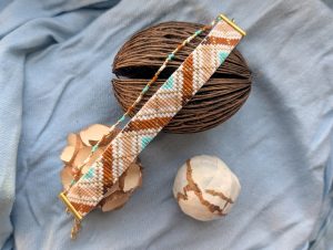 Modèle de manchette peyote arlequin automnale